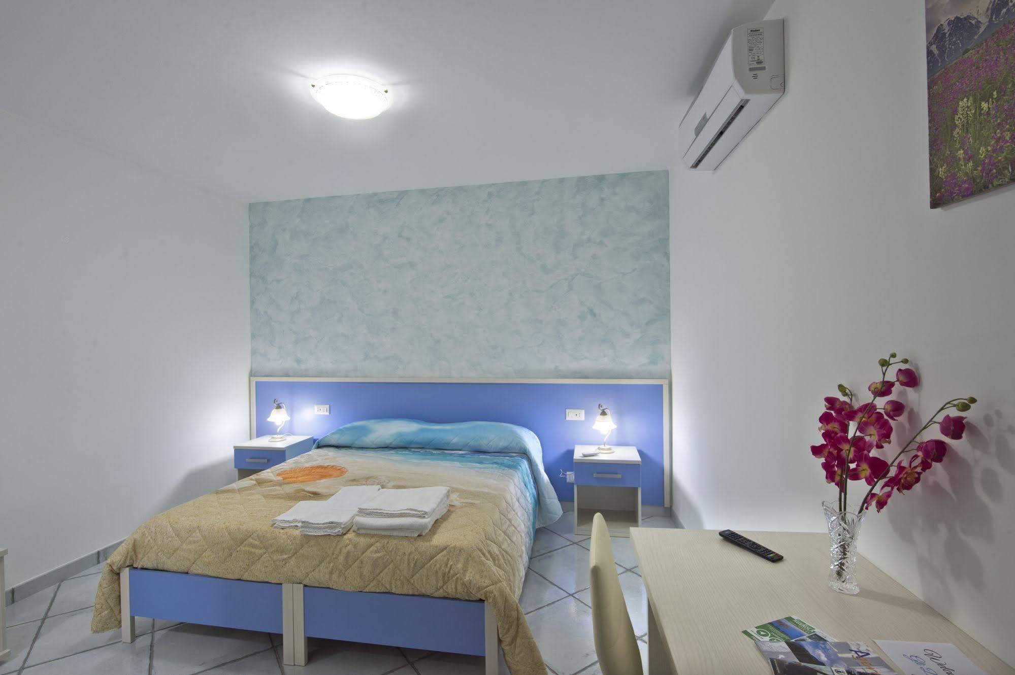 Gli Dei Gemelli Bed & Breakfast Agerola Bagian luar foto