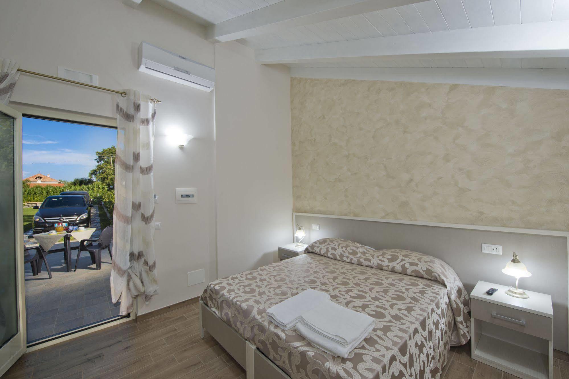 Gli Dei Gemelli Bed & Breakfast Agerola Bagian luar foto