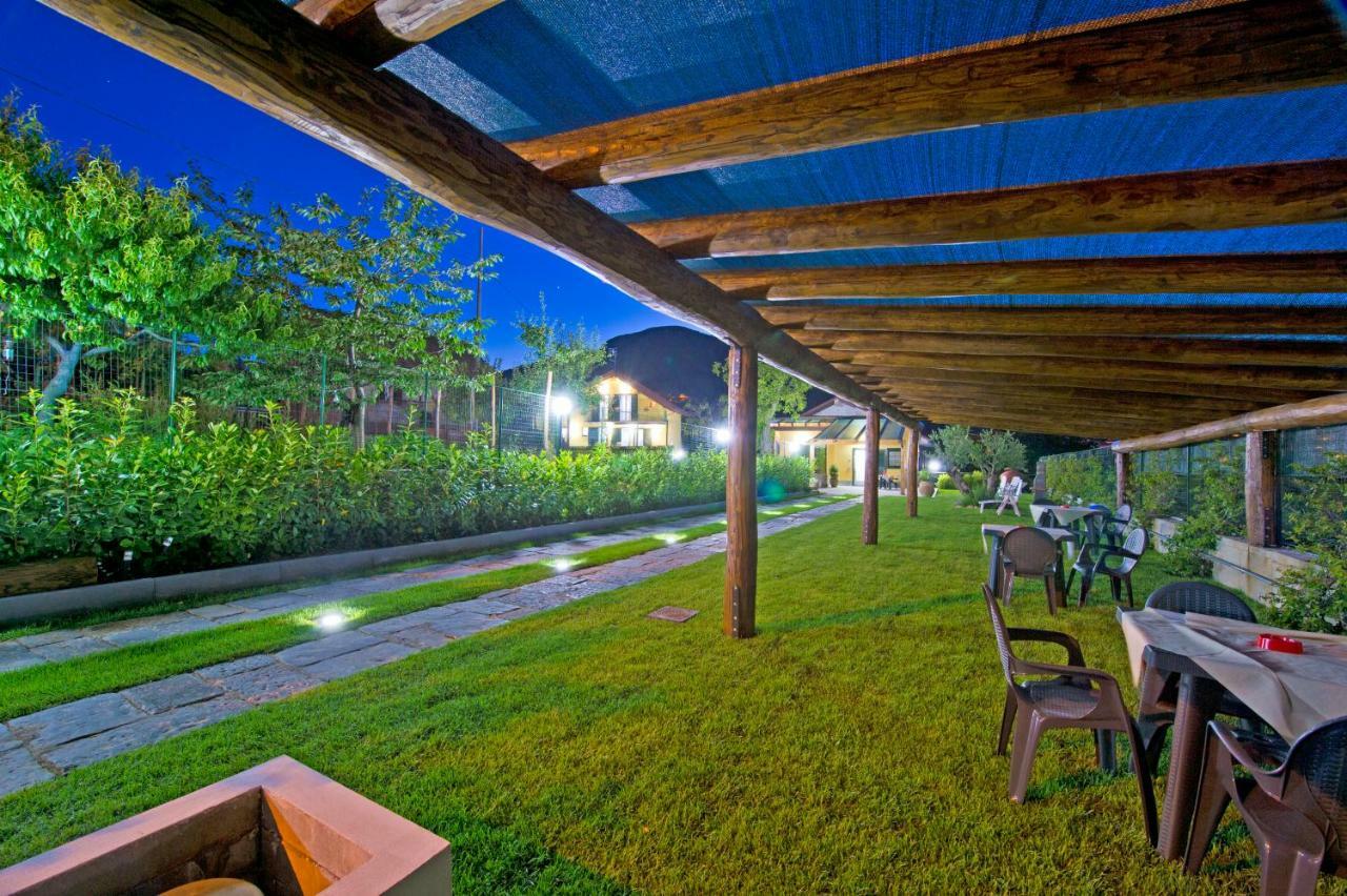Gli Dei Gemelli Bed & Breakfast Agerola Bagian luar foto