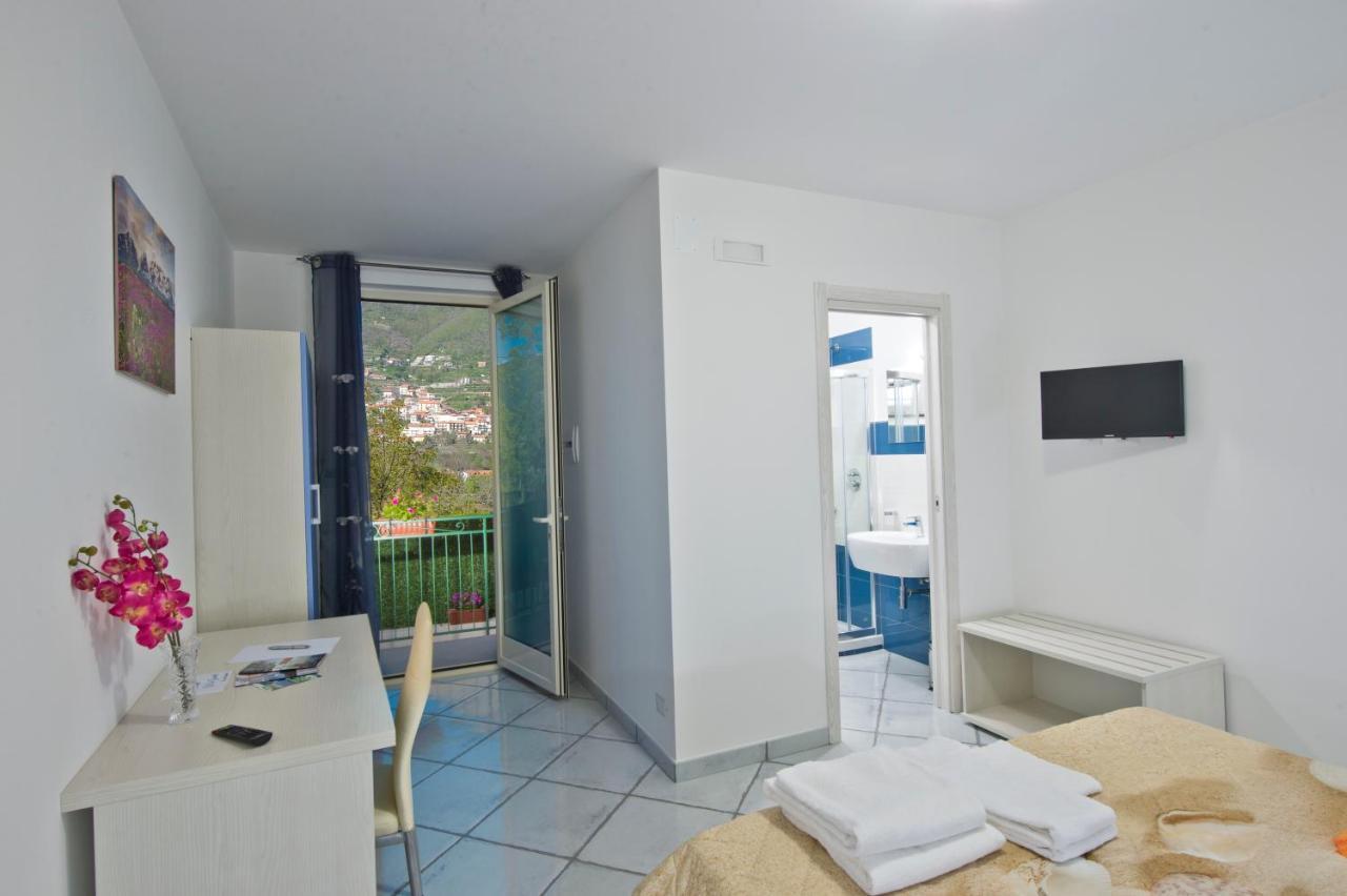 Gli Dei Gemelli Bed & Breakfast Agerola Bagian luar foto
